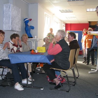 Nach dem Flashmob: Speeddating im Ladentreff