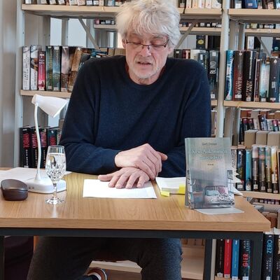 Autor Gert Deppe zu Gast in der Stadtbücherei Elze