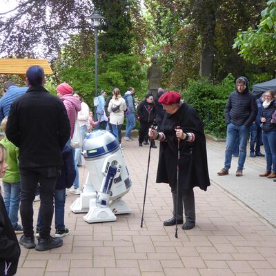 R2D2 und andere Wesen aus dem Star Wars-Universum