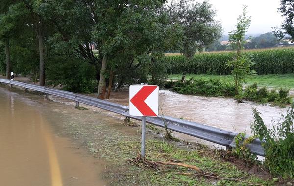 Hochwasser macht Probleme