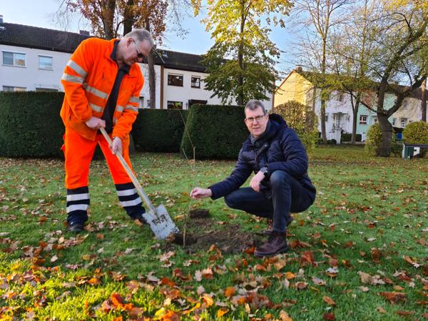 Baumpflanzaktion "Schulw&auml;lder gegen Klimawandel"